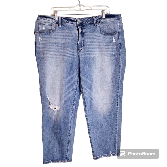 Women's Time & Tru Jeans - Picture 1 of 6